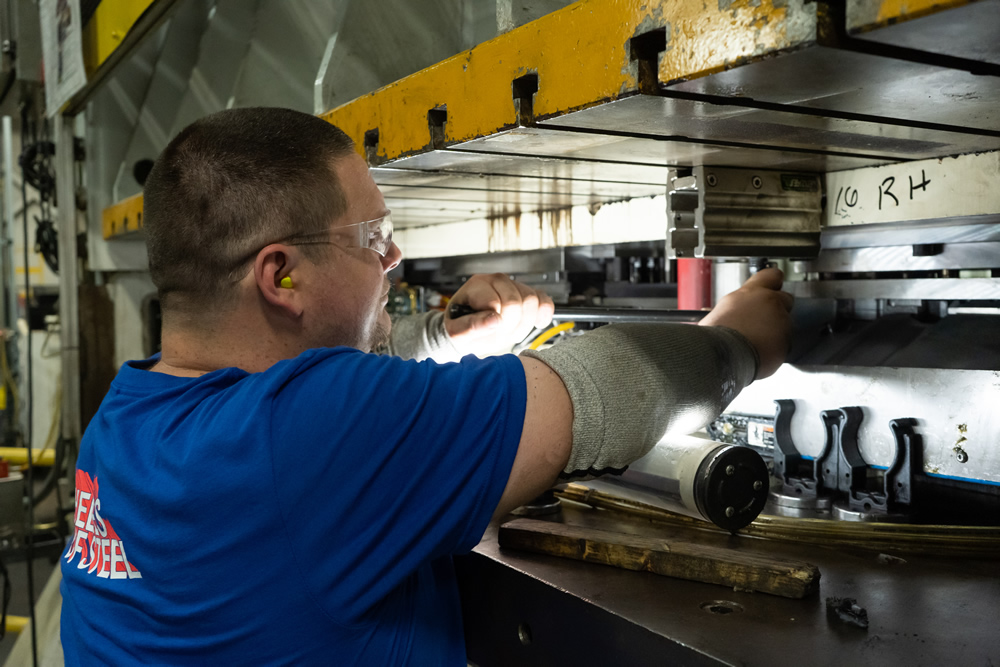 Lozier trades employees working