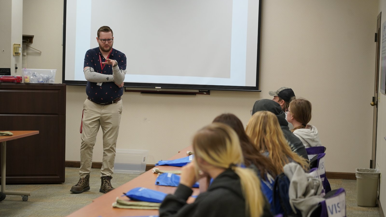 Thomas Jefferson student, Lozier employee leads tour for classmates exploring manufacturing careers